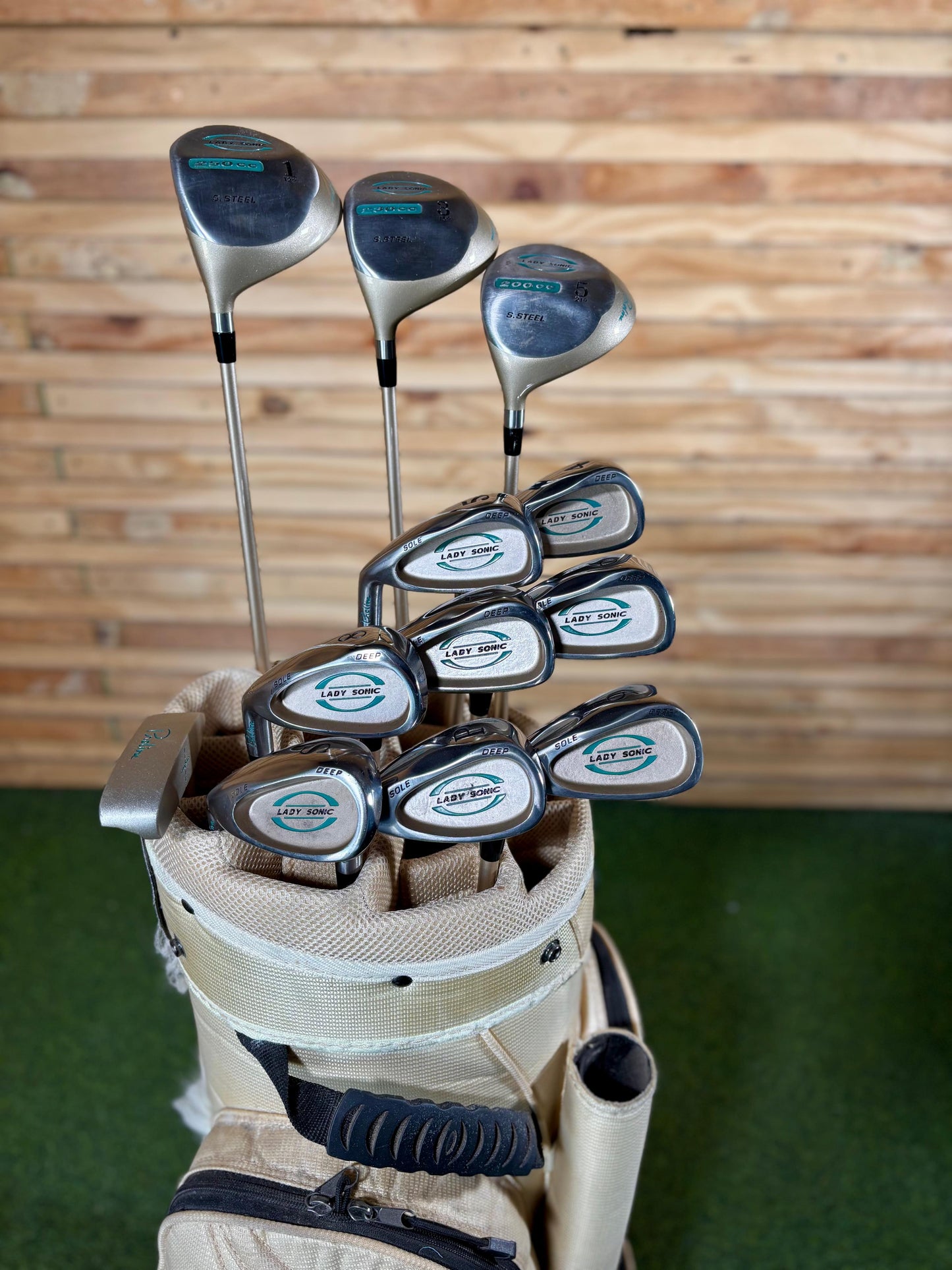 Lady Sonic Left Hand Golfset