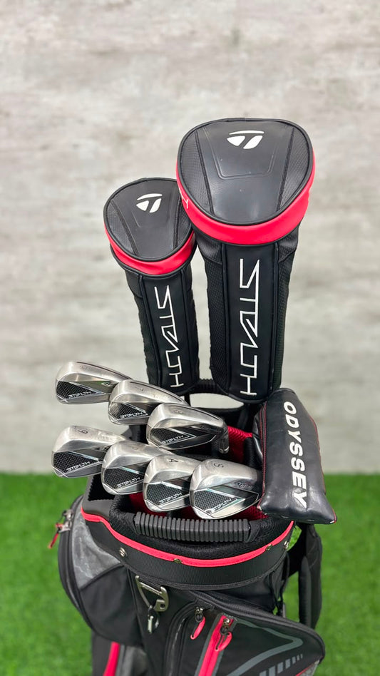TaylorMade Stealth Golf Set