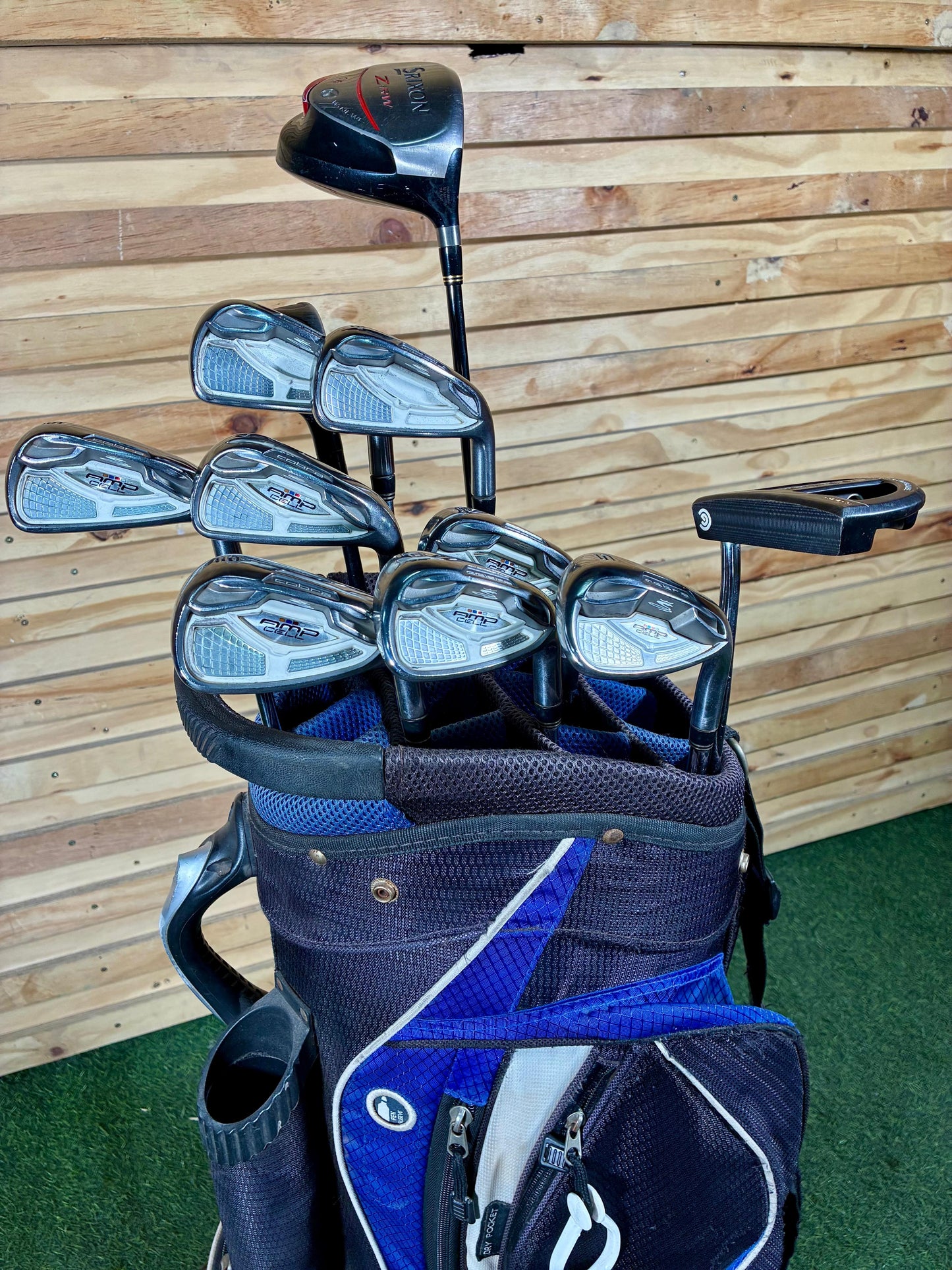 Cobra AMP Cell Golf set