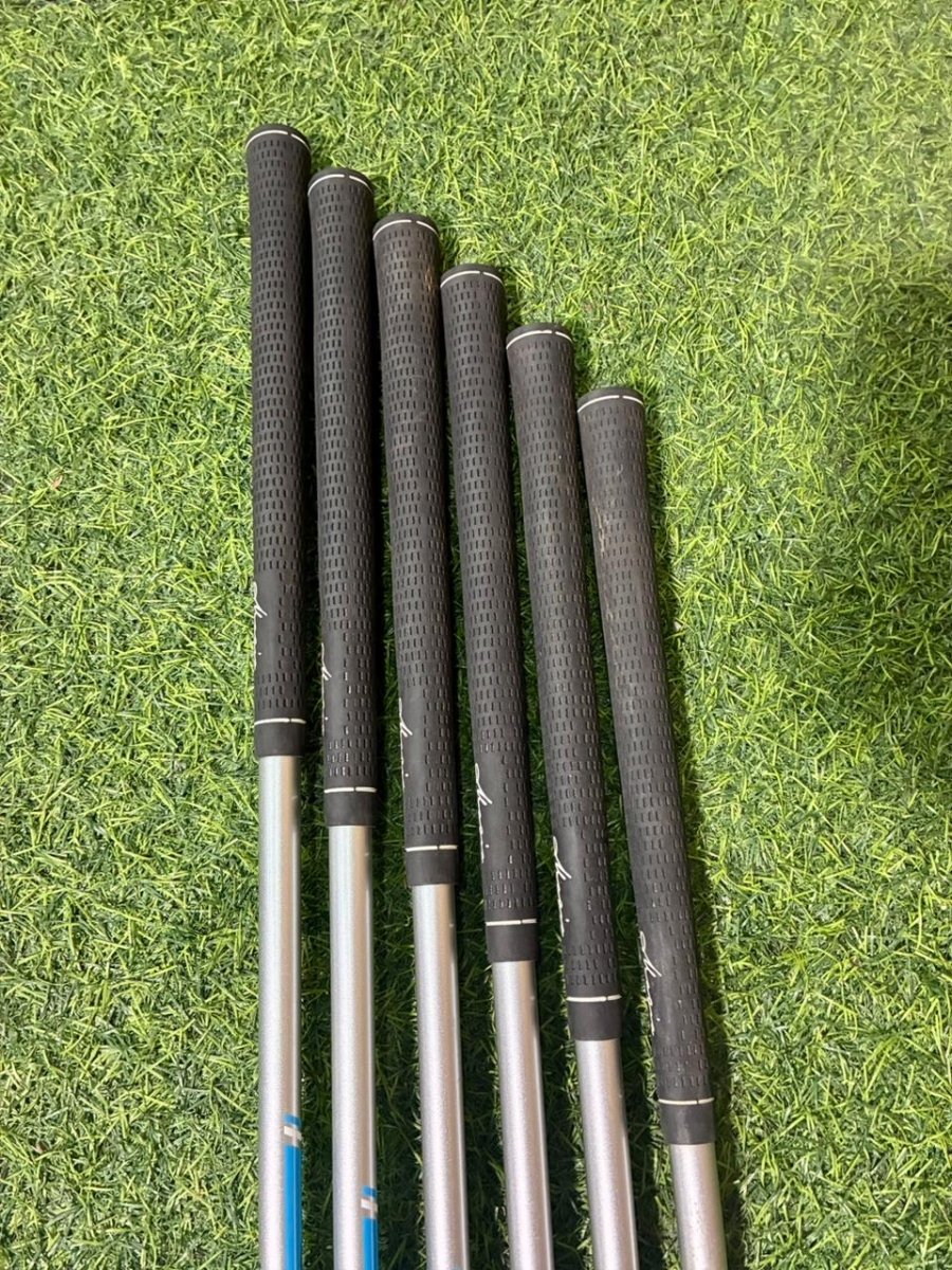 Brand New Ladies Magia Golf set - WeBuyClubz