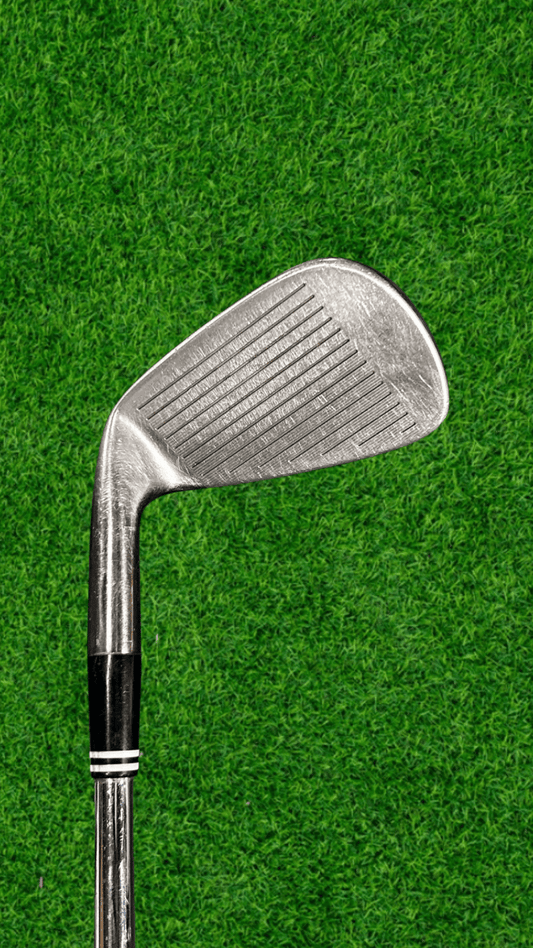 Cleveland CG7 Tour Pitching Wedge - WeBuyClubz