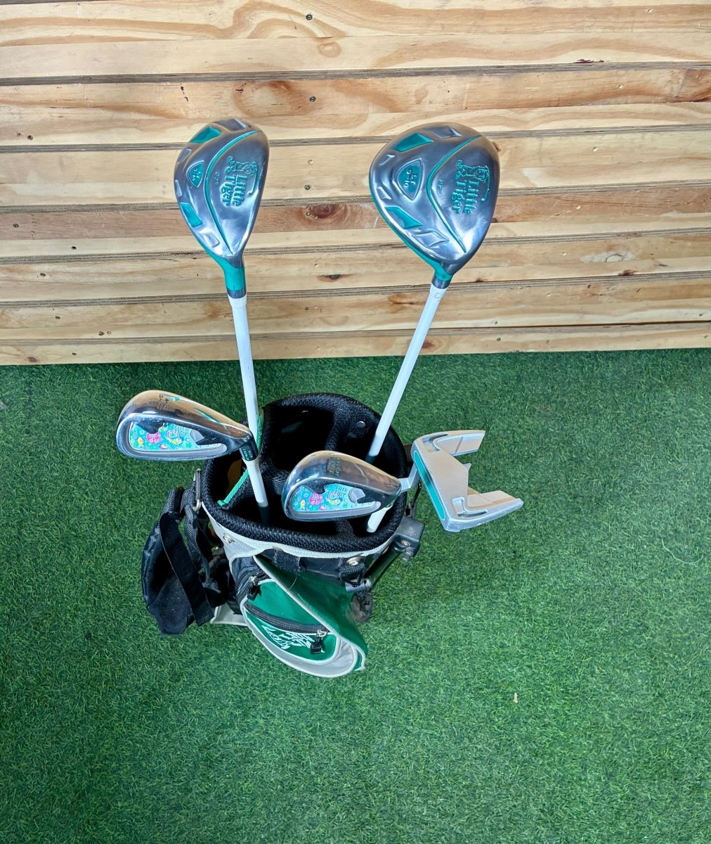 Little Tiger Kids 9 - 10 Golf set - WeBuyClubz