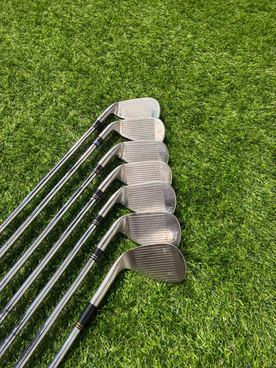 Pinseeker Raptor Golf set - WeBuyClubz