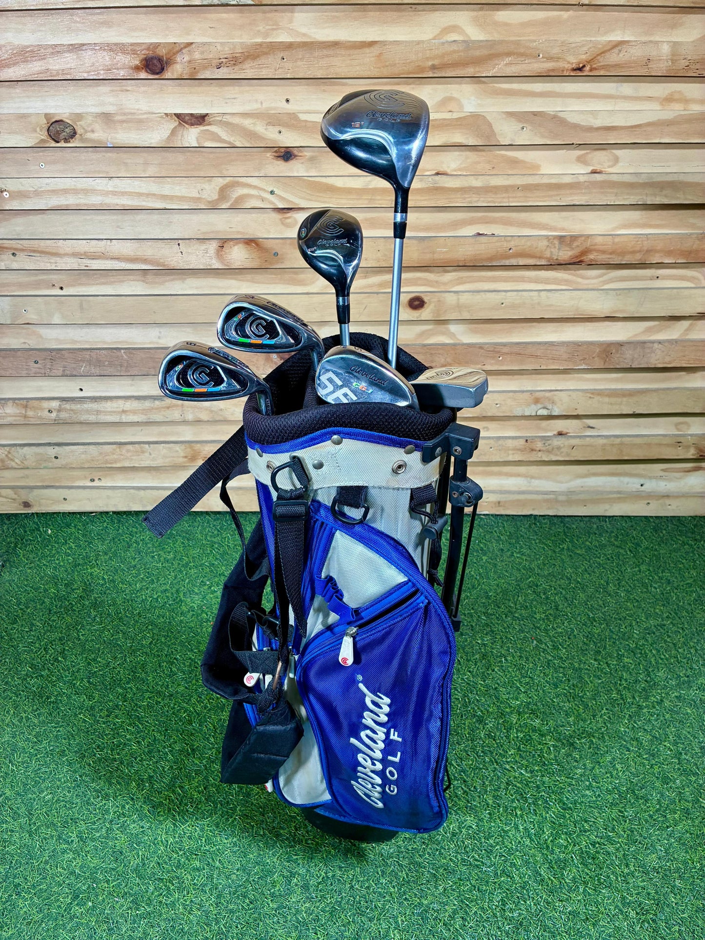 Cleveland Junior Kids (9-11) Golf Set
