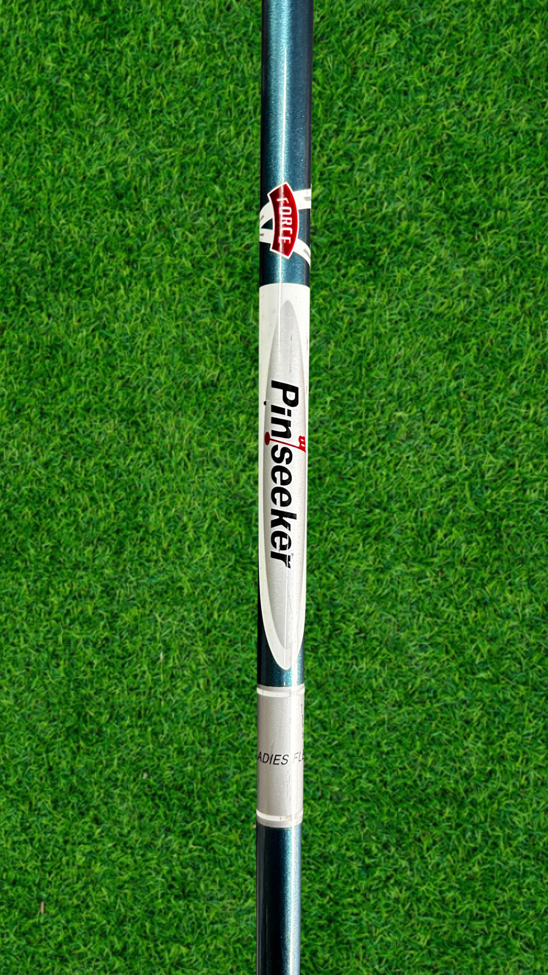 Ladies Pinseeker V-Force 8/9 Iron