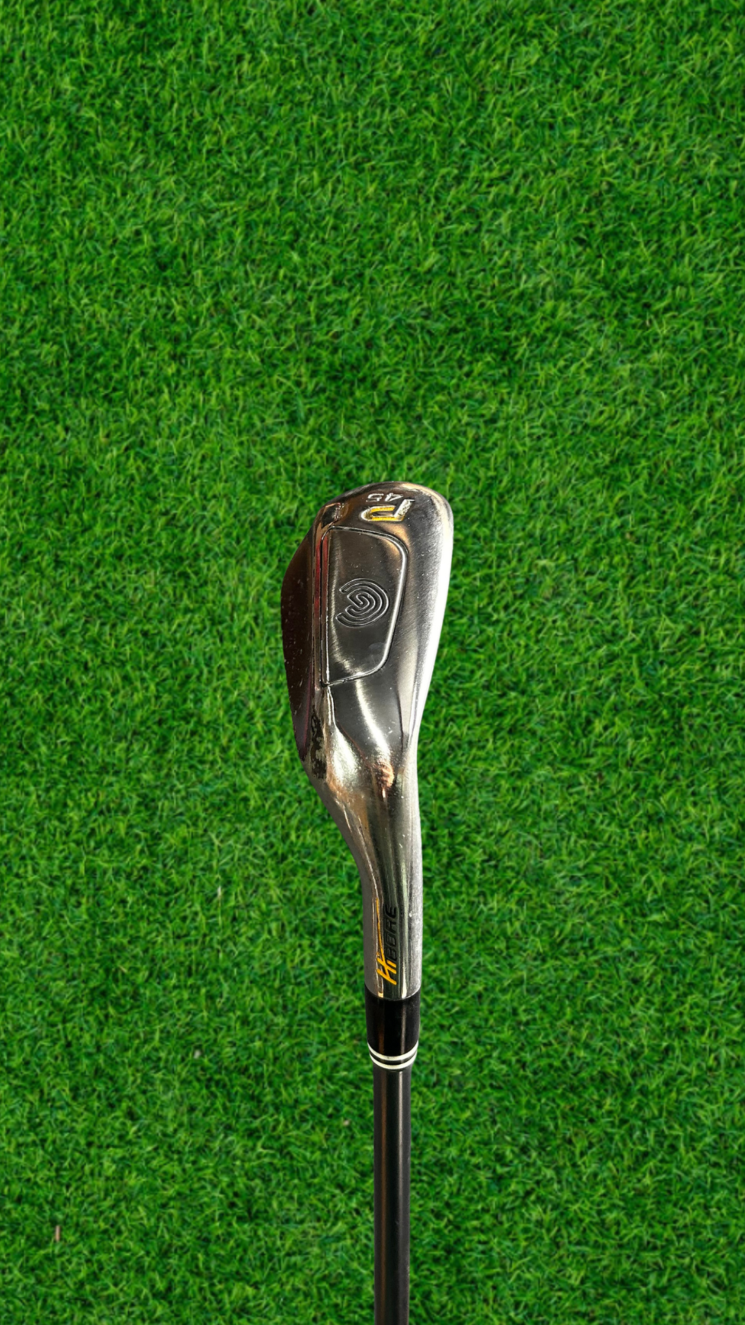 Cleveland HiBore Pitching Wedge