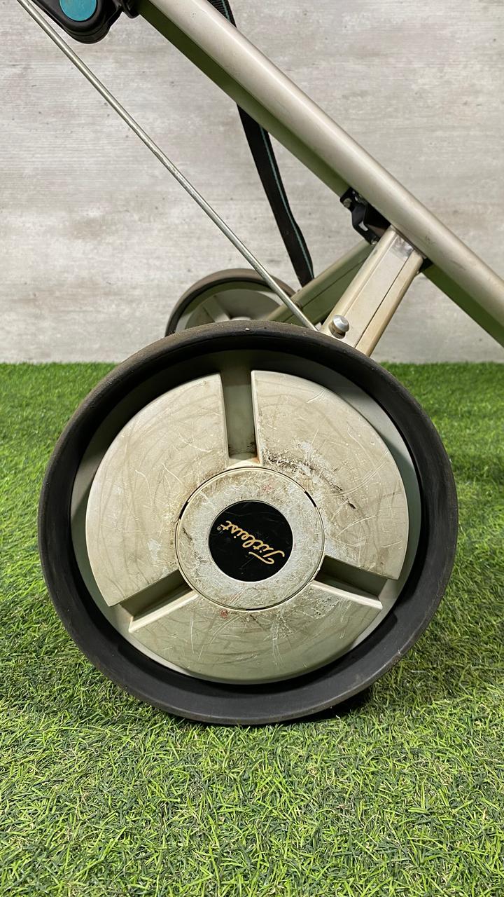 Titleist 2000 Deluxe Pull Golf Cart