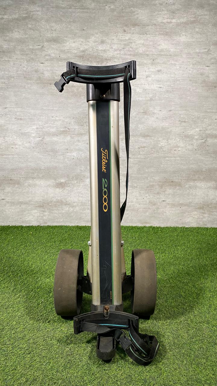 Titleist 2000 Deluxe Pull Golf Cart