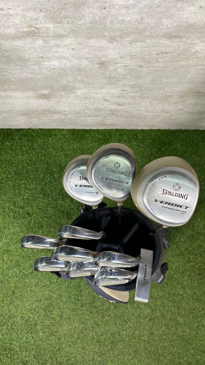 Spalding Verdict Golf Set