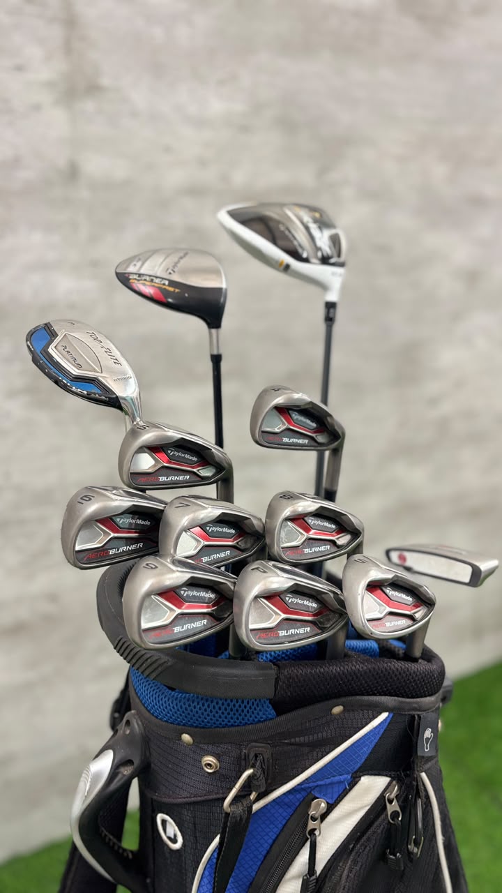 TaylorMade AeroBurner Golf Set