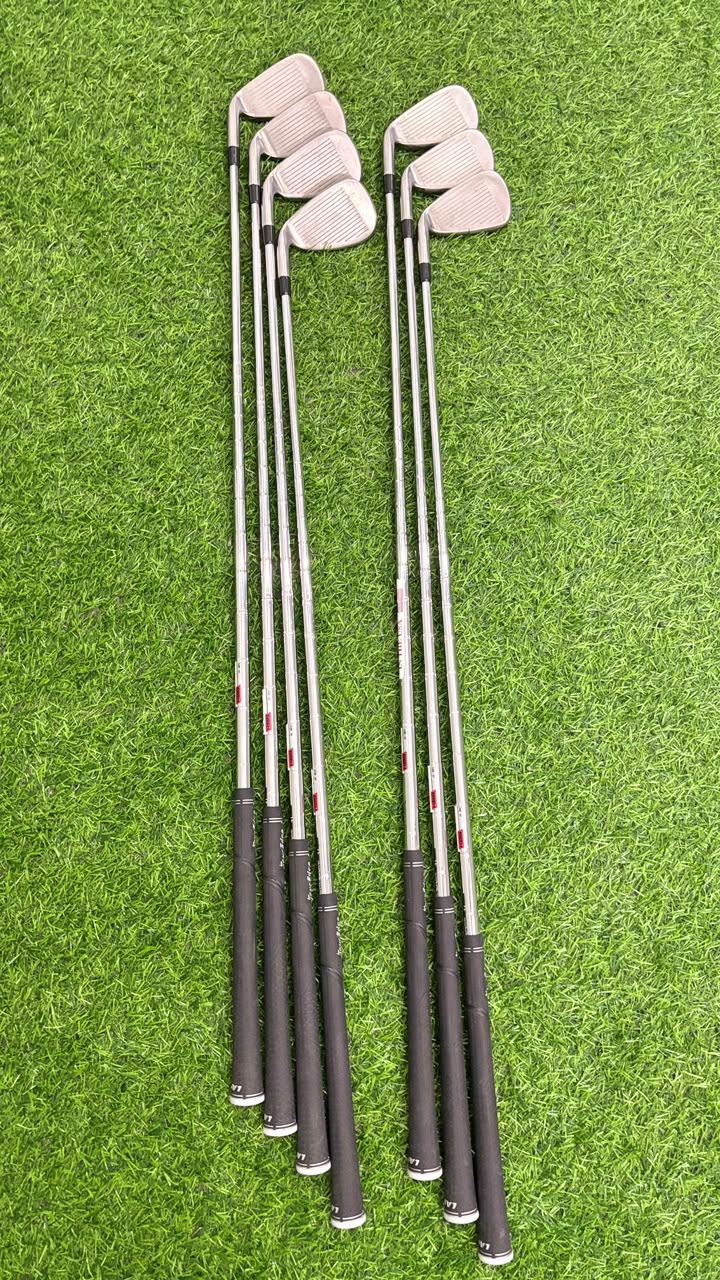 Tour Edge Hot Launch C521 Iron Set