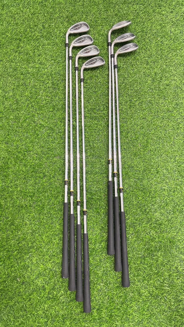 Left Handed TaylorMade R5 XL Iron Set
