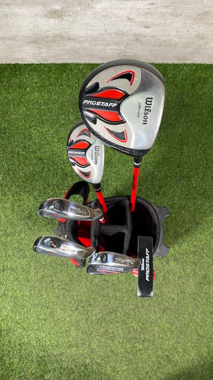 Wilson ProStaff Junior (9-11) Golf Set