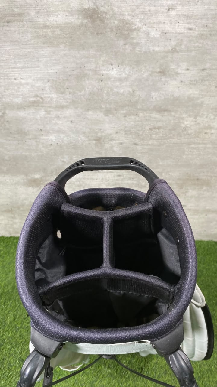 Titleist Players 4 Stand Golf Bag