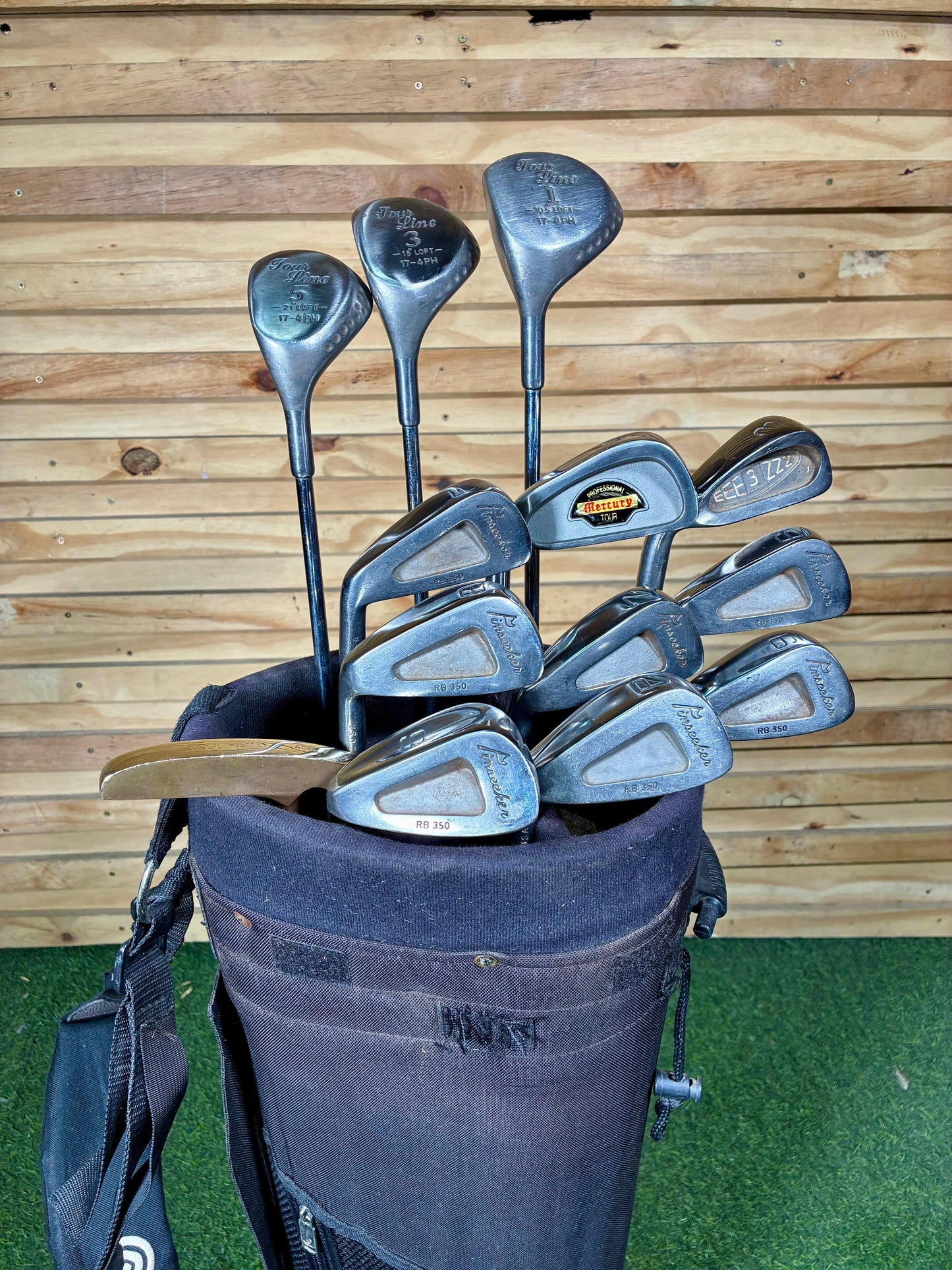 Left Handed Pinseeker Golf set