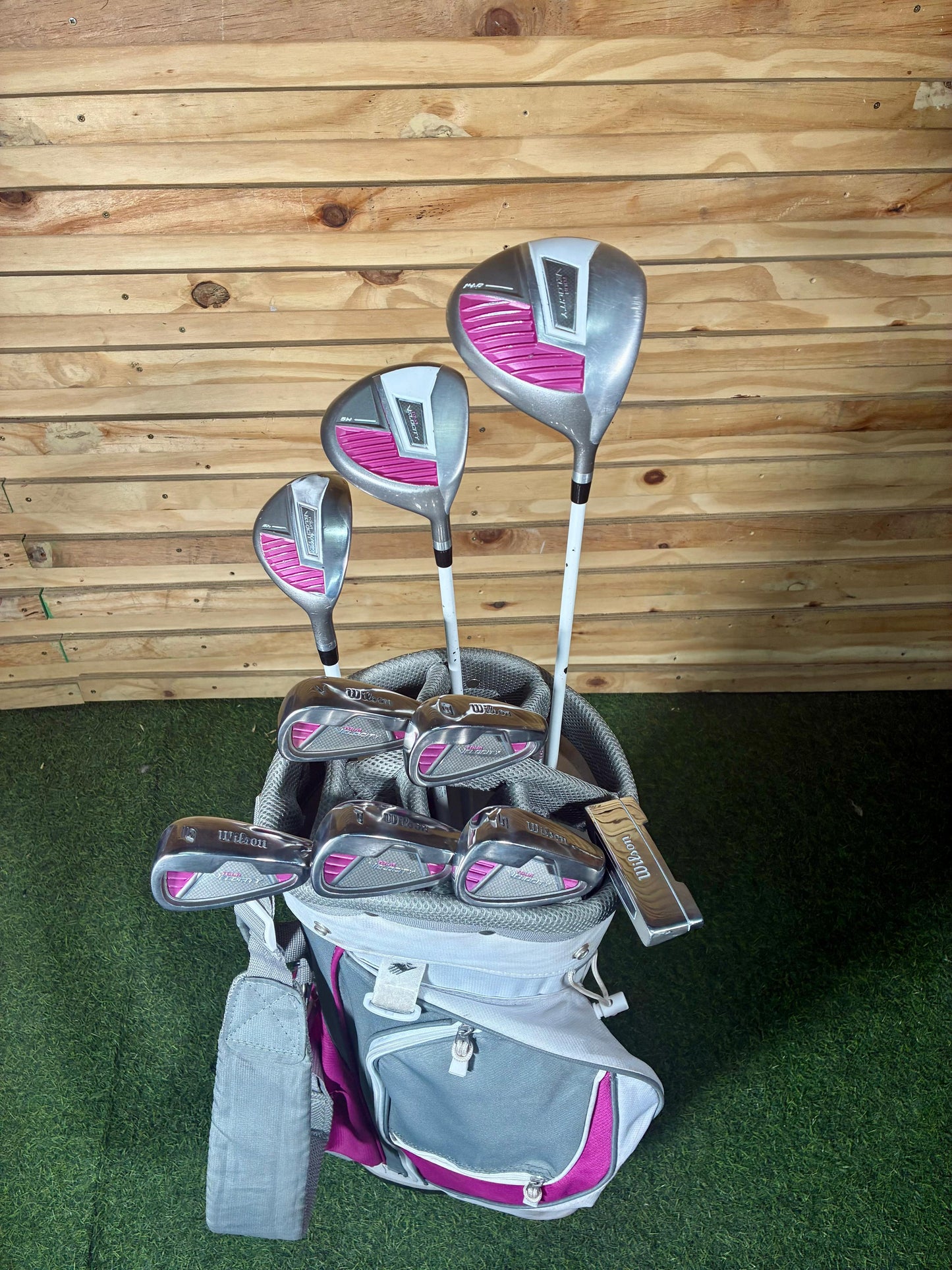 Ladies Wilson Velocity Golf set