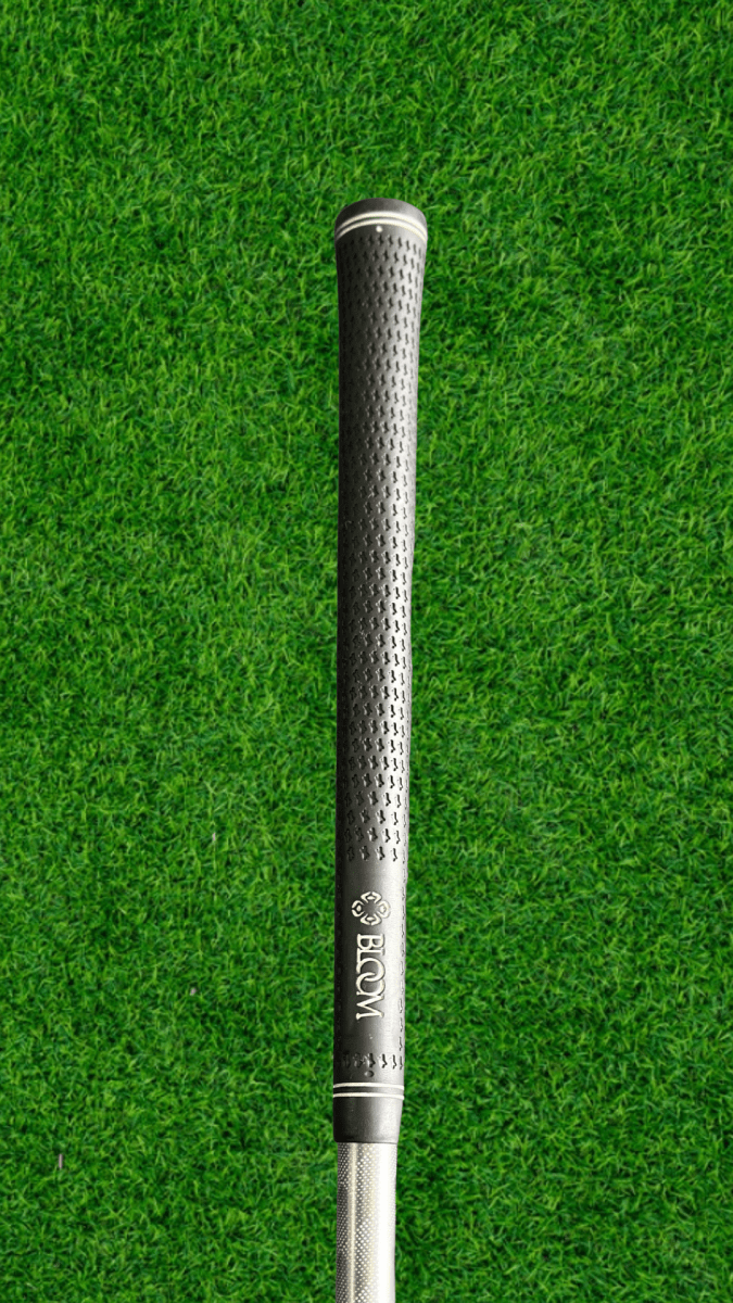 Cleveland Bloom 56° Sand Wedge - WeBuyClubz