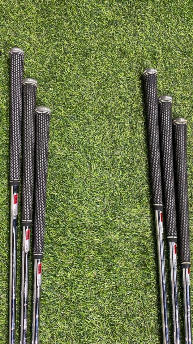 Left hand TaylorMade SIM Max (13 - 15) Iron Set - WeBuyClubz