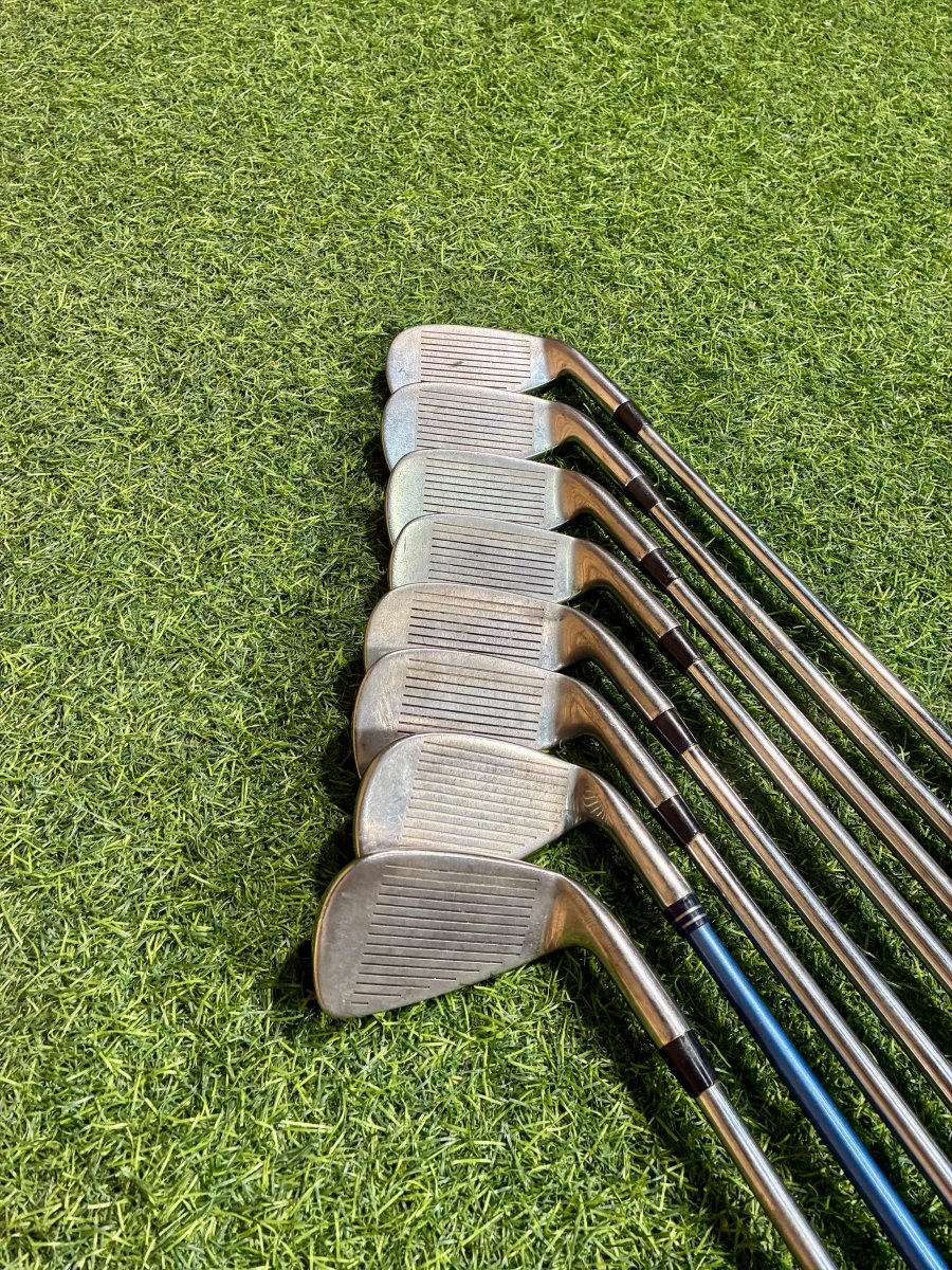 Left - Handed Tech Edge Golf Set - WeBuyClubz