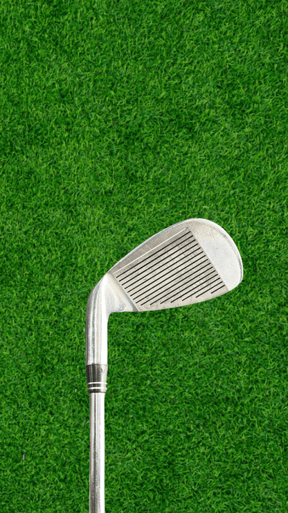 Pinseeker Voltage Sand Wedge - WeBuyClubz