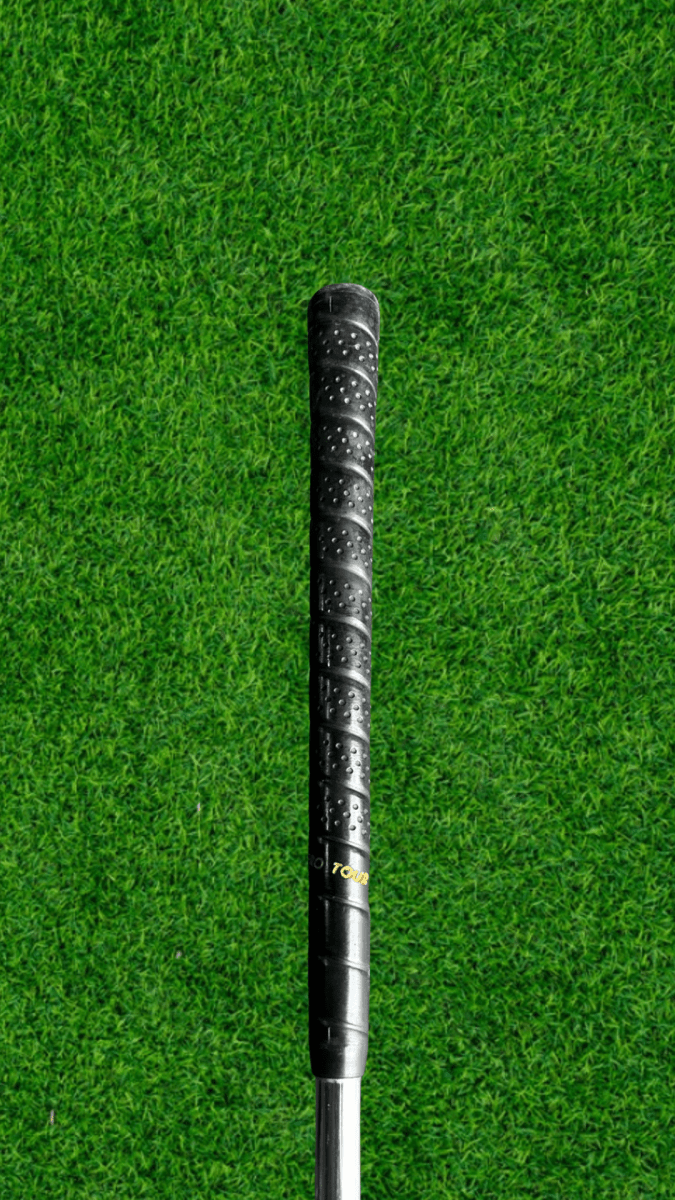 Pro Tour Black Balance Chipper - WeBuyClubz