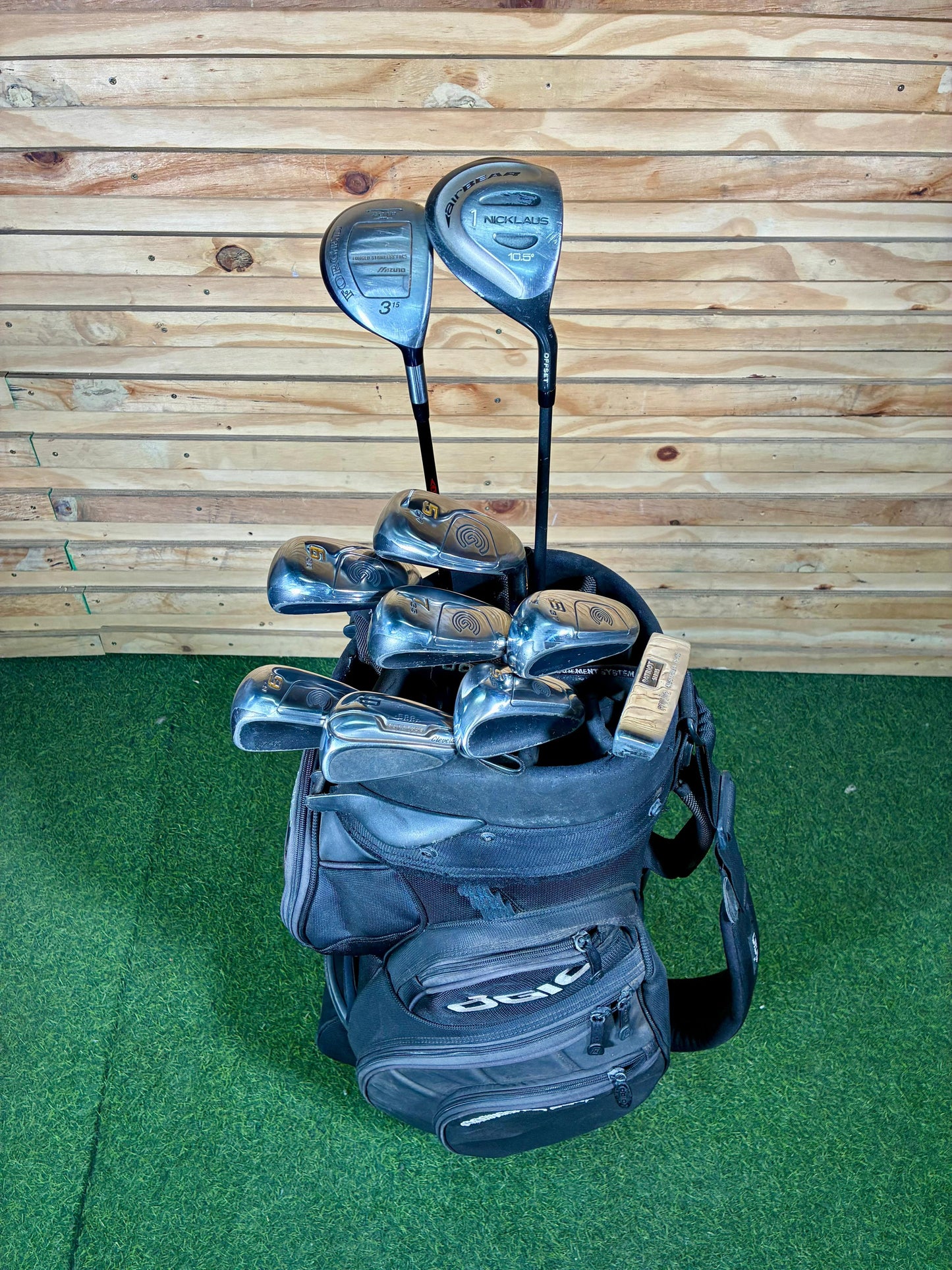 Cleveland Launcher XL Golf Set