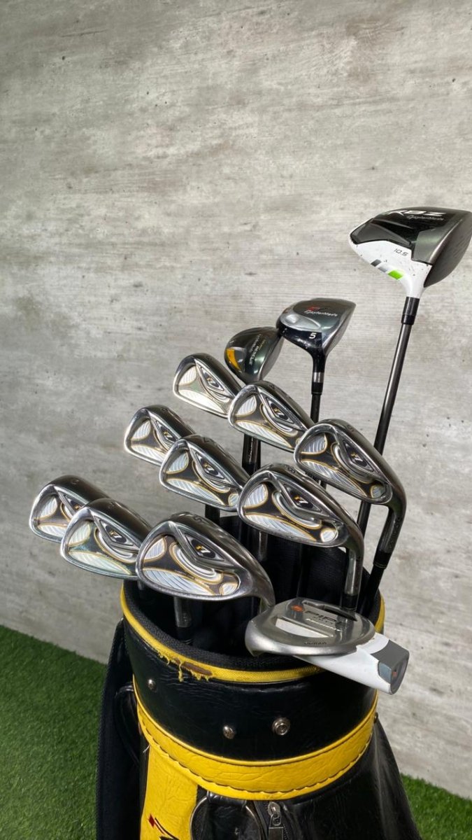 TaylorMade r7 Mixed Golf Set - WeBuyClubz
