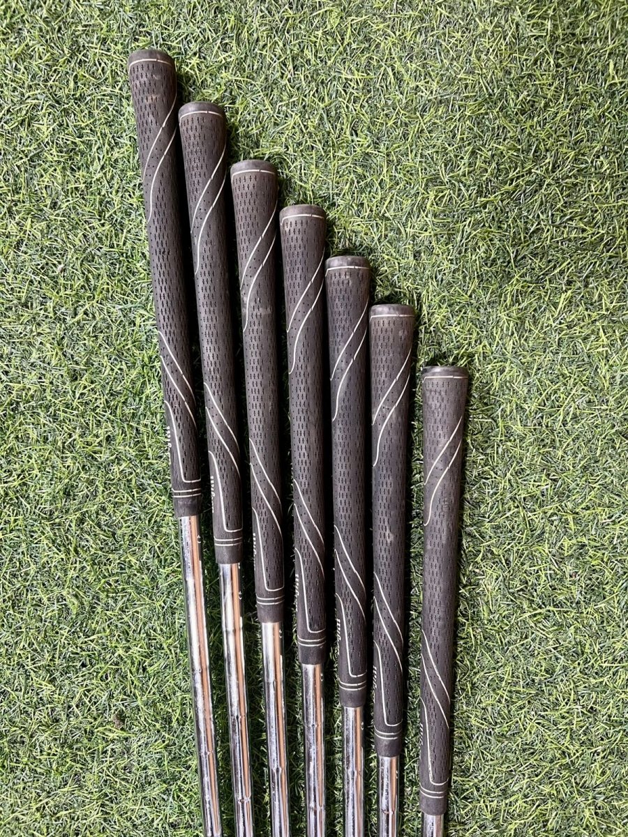 Wilson Ultra Golf Set - WeBuyClubz